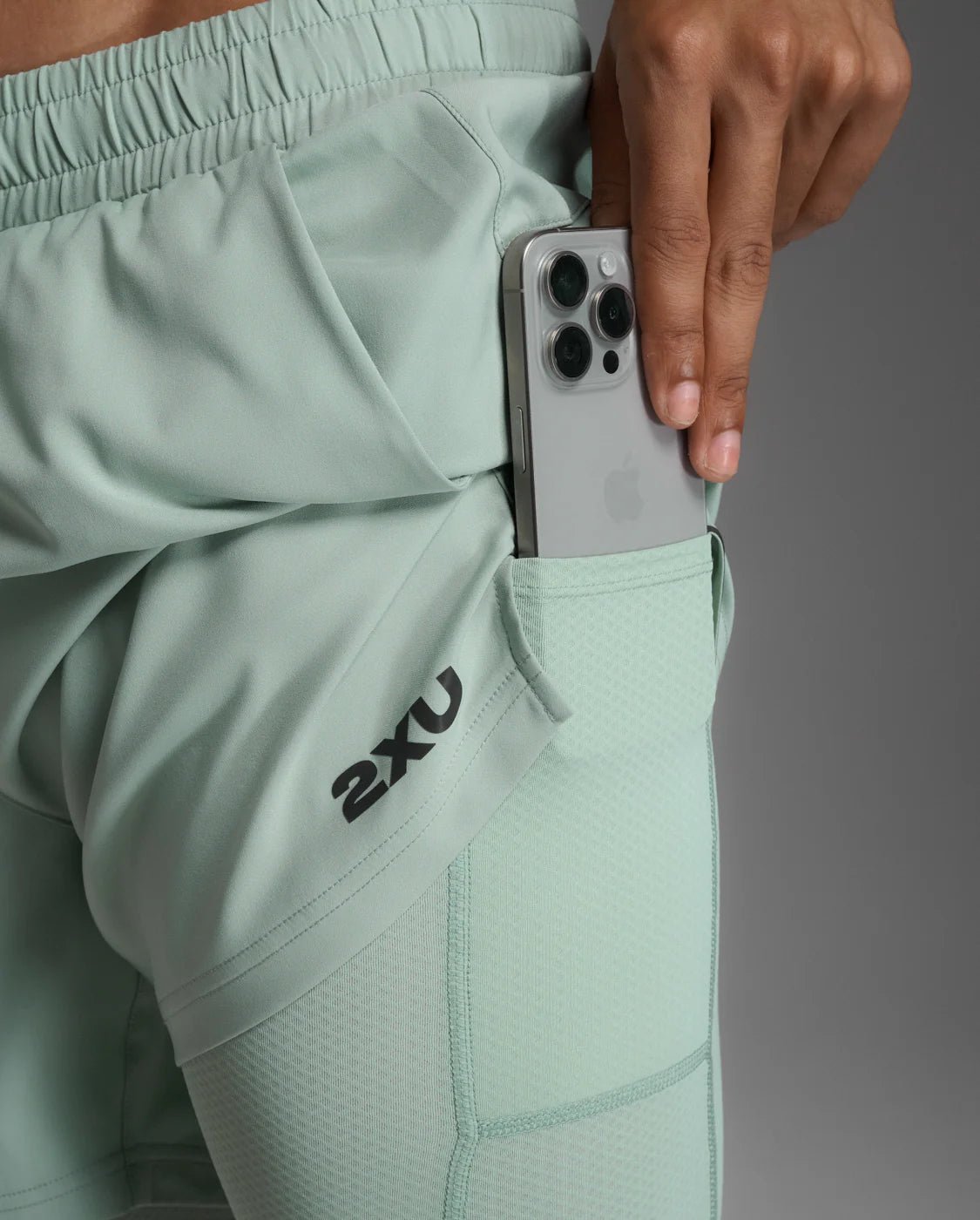 2XU Aero Mesh 2 - in - 1 5 Inch shorts Men's - Run Trails