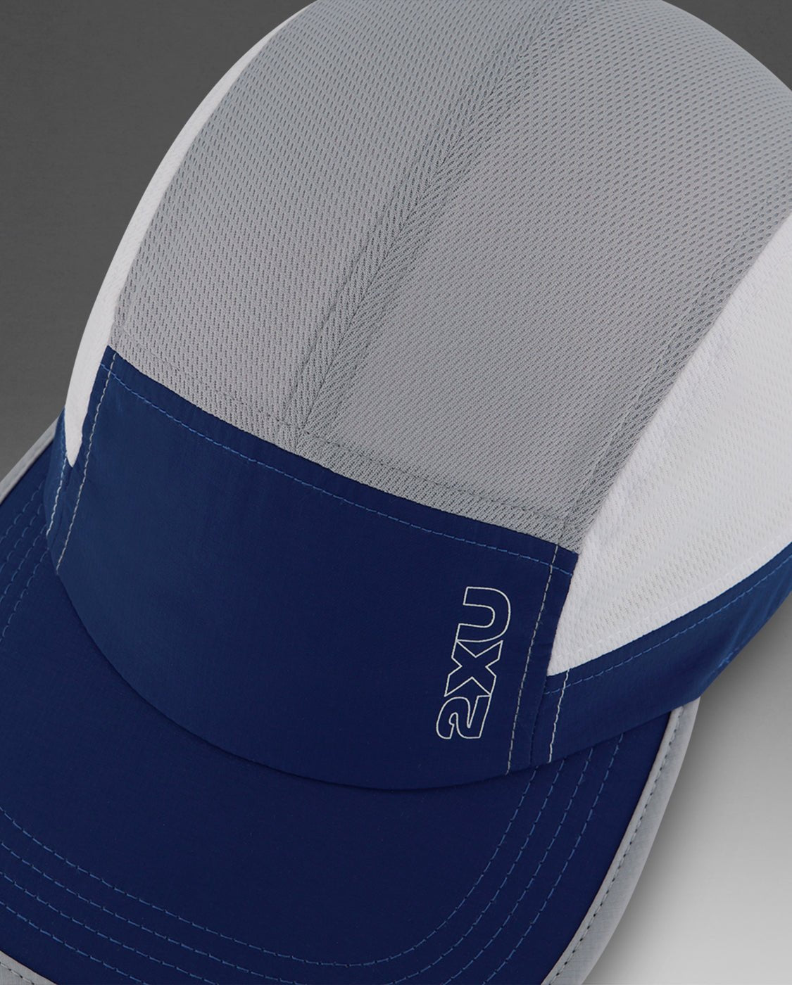 2XU Light Speed Running Cap - Lightweight Quick - Dry Mesh Cap for Runners - Run Trails