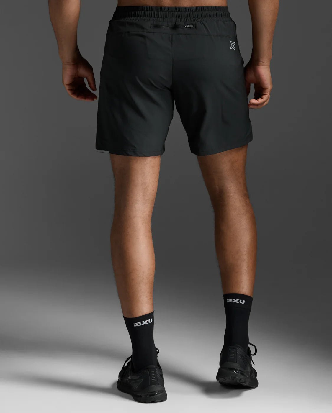 2XU Men's Aero 7 Inch Shorts - Run Trails
