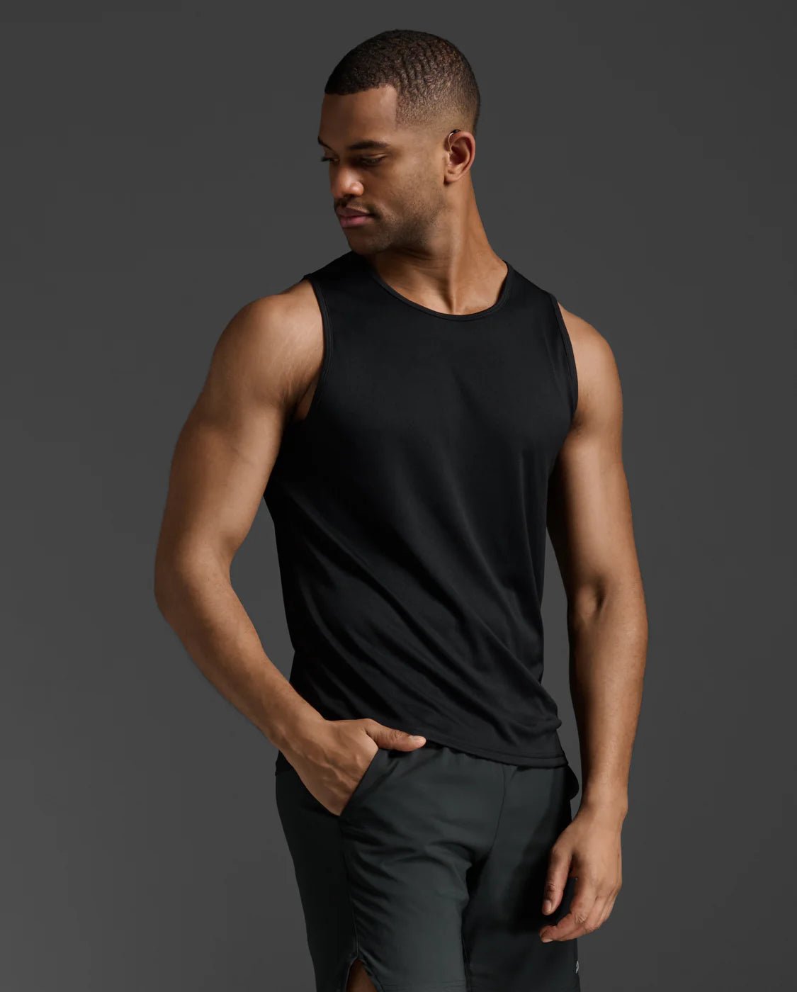 2XU Men's Aero Tank - Run Trails