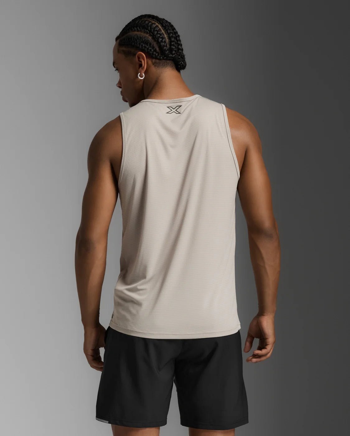2XU Men's Aero Tank - Run Trails