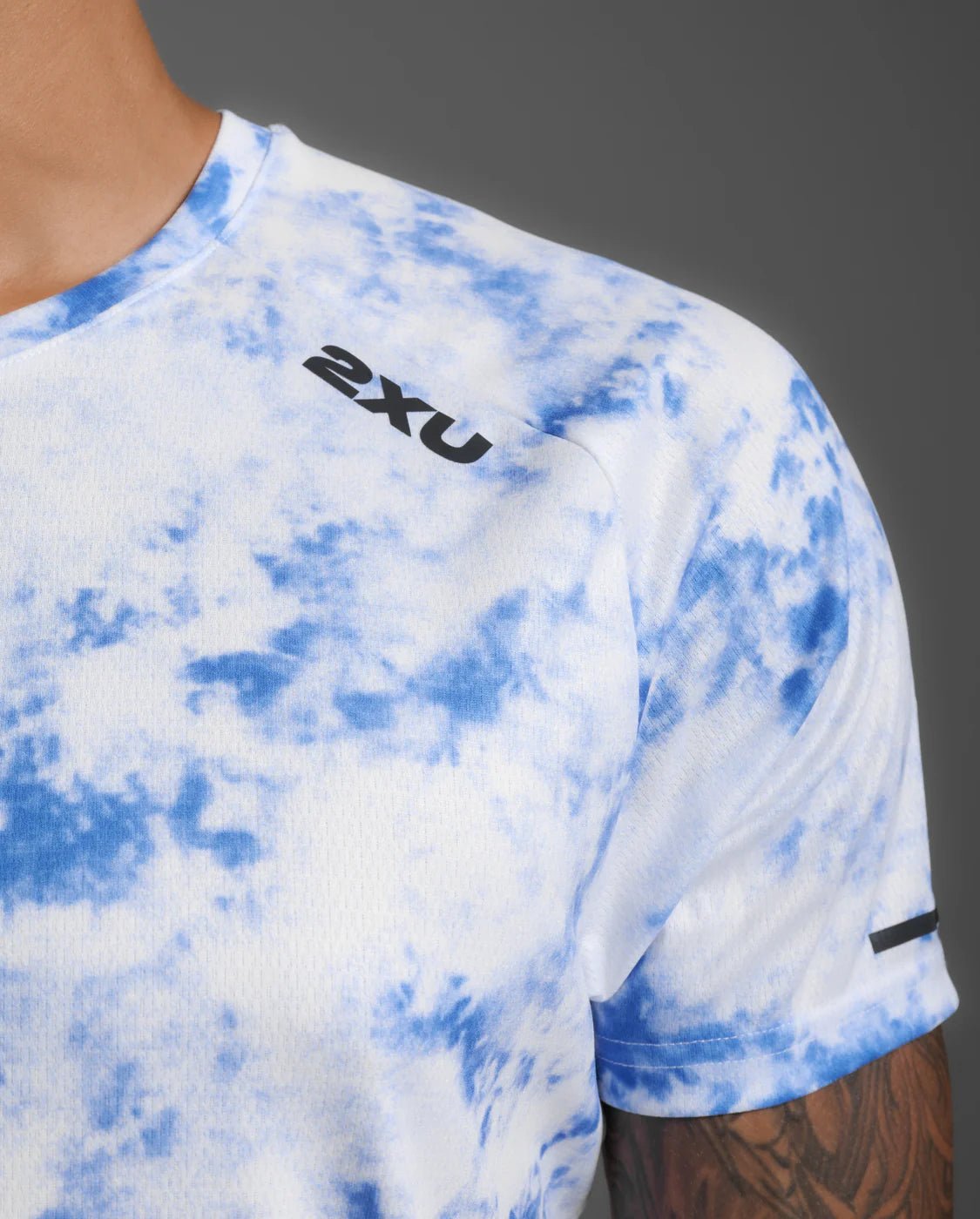 2XU Men's Aero Tee - Run Trails