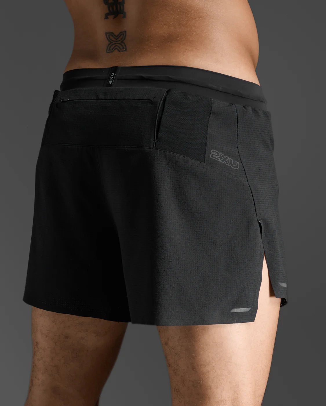 2XU Men's Light Speed Stash 5 Inch Short - Run Trails