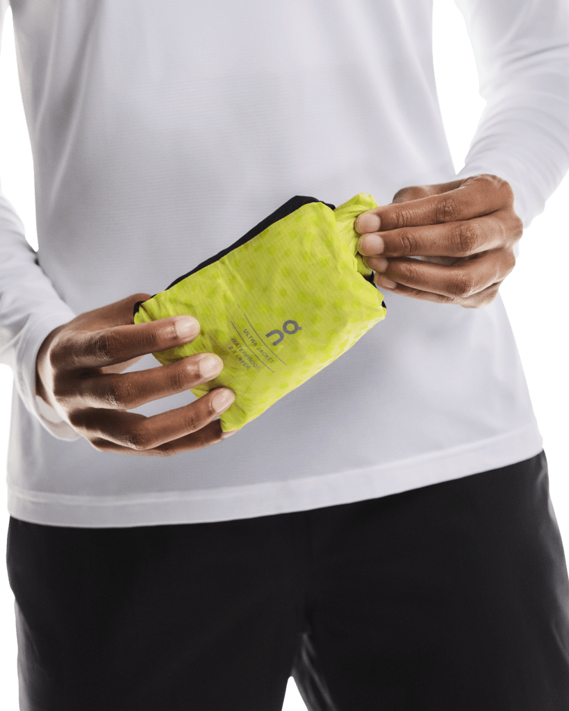 On Running Ultra Jacket Womens | Waterproof Trail Running - Run Trails