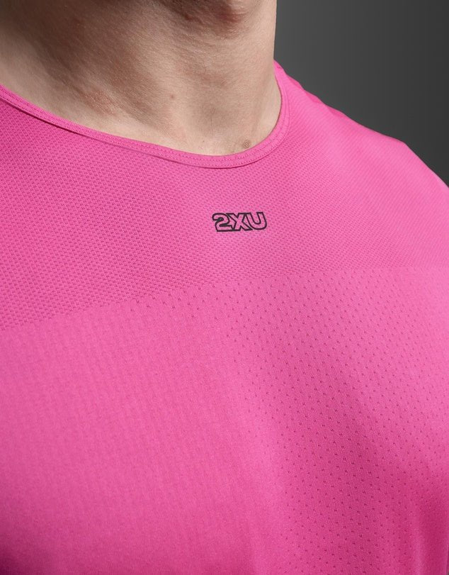 2XU Men's Light Speed Tech Tee - Run Trails