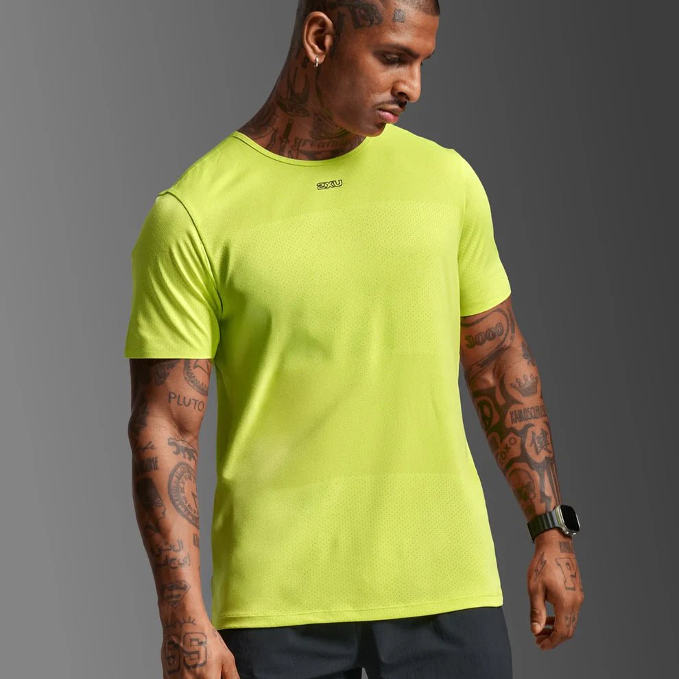 2XU Men's Light Speed Tech Tee - Run Trails
