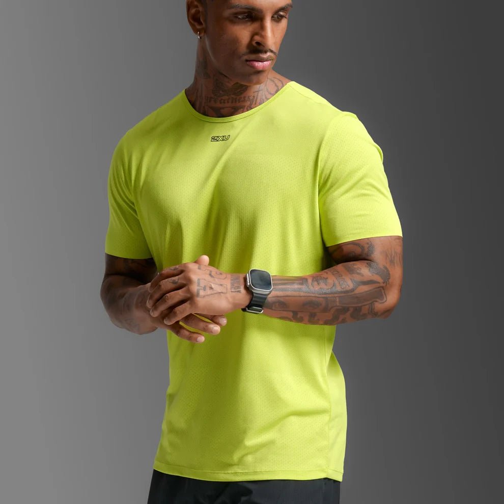 2XU Men's Light Speed Tech Tee - Run Trails