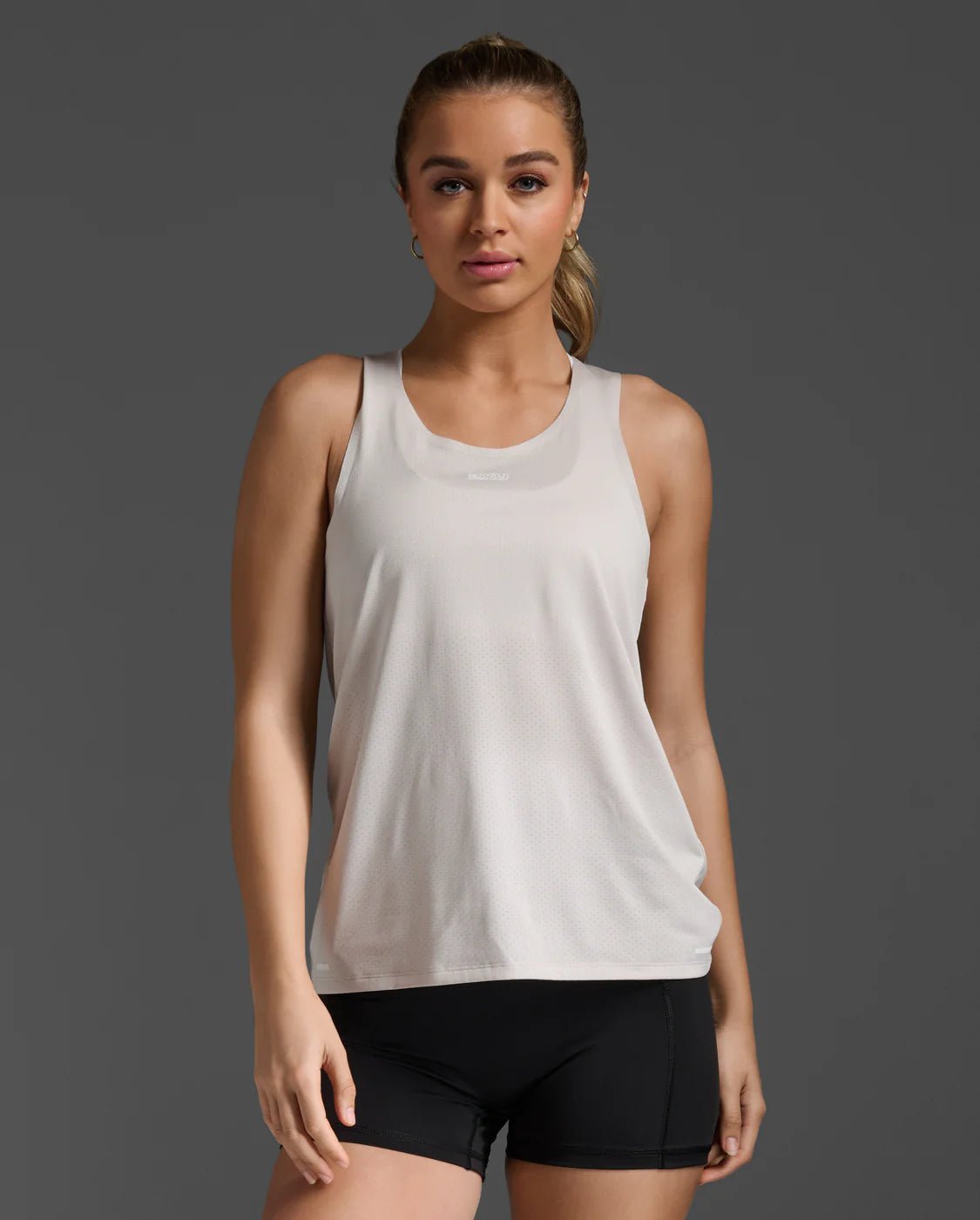 2XU Women's Light Speed Tech Singlet - Run Trails