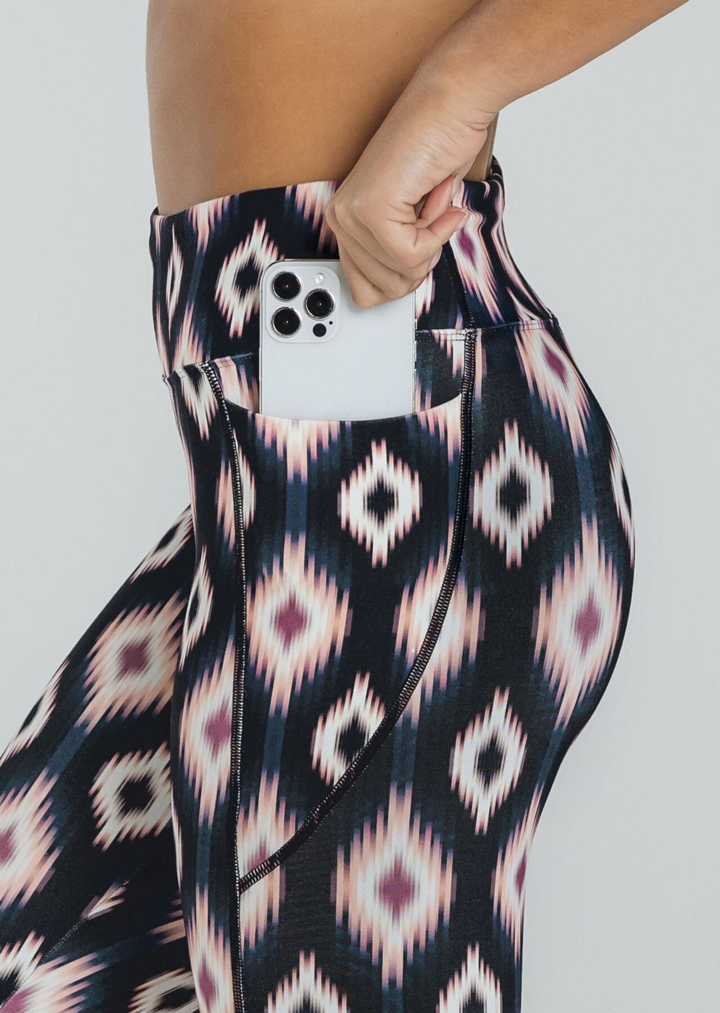 ABI AND JOSEPH BELLA DUAL POCKET ¾ LEGGING - Run Trails