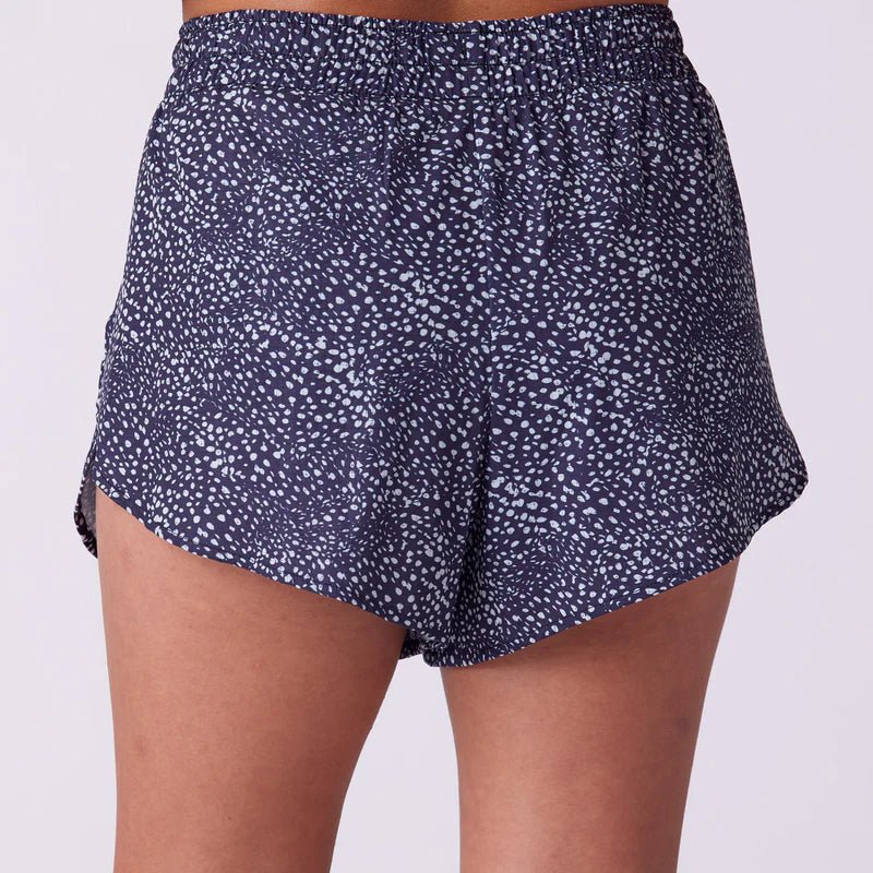 BOA Women's AeroPro 3" Split Shorts - Cheetah - Run Trails